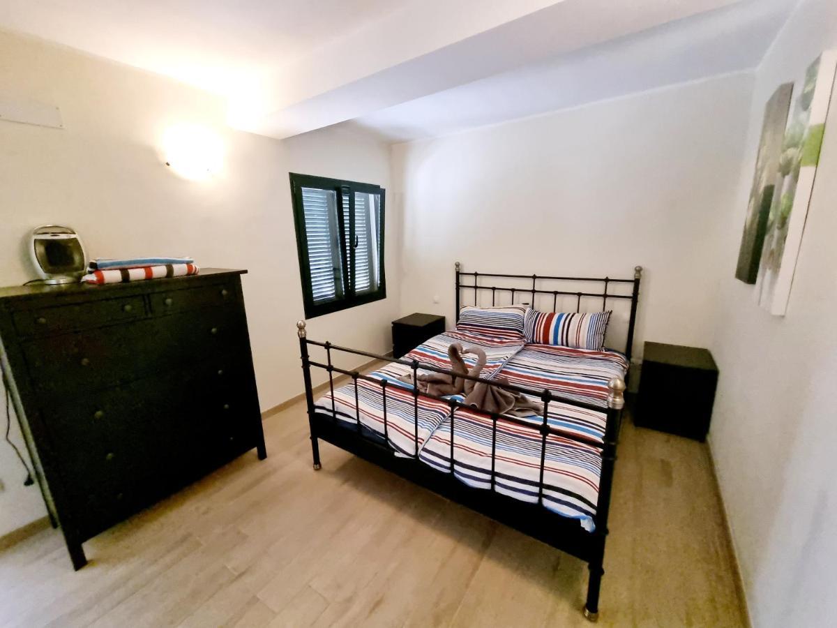 Appartamento Casa Aguamarin Playa Roca Costa Teguise Esterno foto